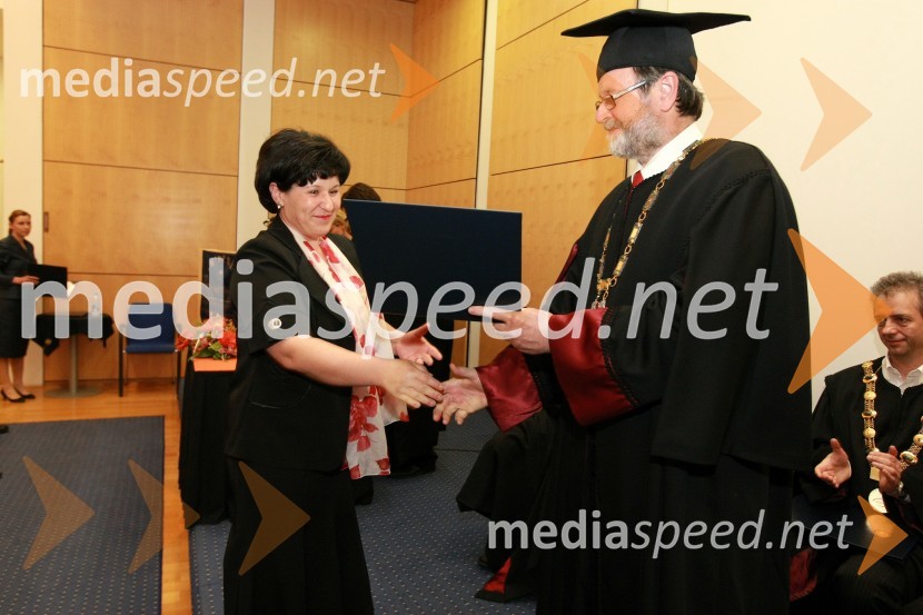 Dr. Jasmina Starc, Fakulteta za organizacijske vede Univerze v Mariboru ter prof. dr. Ivan Rozman, rektor Univerze v MariboruUniverza v Mariboru: Promocija doktorjev znanosti, april 2009