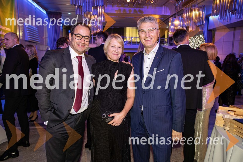  Andrej Lasič, član uprave NLB, d.d., odgovoren za korporativno in investicijsko bančništvo;  Urška Zupanc Lasič, vodja programa moške konfekcije, Modiana;  Franci Pliberšek, lastnik in generalni direktor podjetja MIK d.o.o.30. dobrodelni managerski koncert