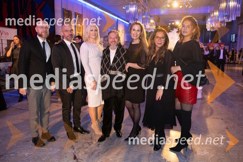  ... ;  ... ;  ... ;  George Pehlivanian, dirigent;  ... ;  ... ;  ... 30. dobrodelni managerski koncert