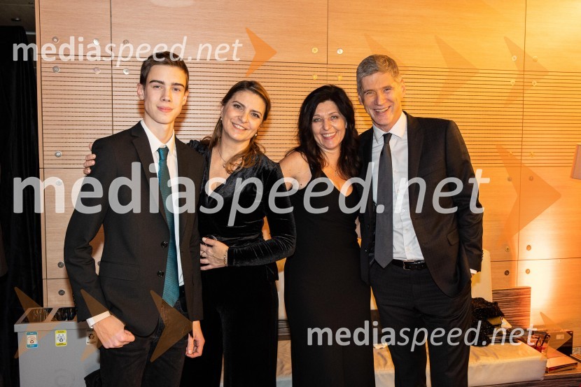 30. dobrodelni managerski koncert