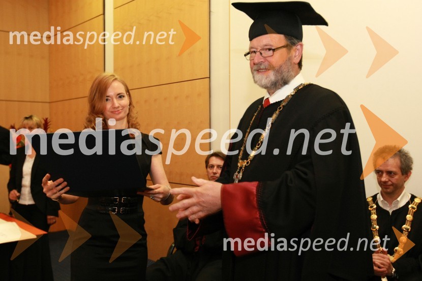 Dr. Nataša Samec, Pravna fakulteta Univerze v Mariboru ter prof. dr. Ivan Rozman, rektor Univerze v MariboruUniverza v Mariboru: Promocija doktorjev znanosti, april 2009