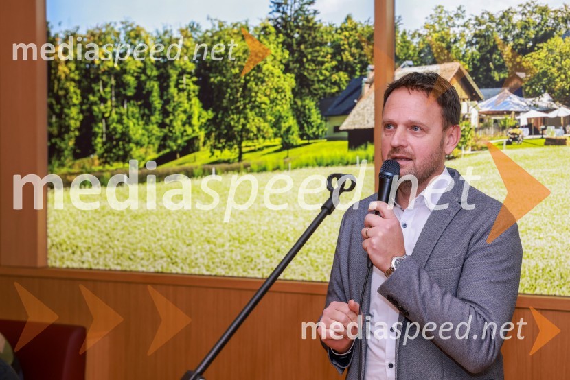  Franci Bolta, direktor znamke Audi pri podjetju Porsche Slovenija d.o.o.Porsche Slovenija, tradicionalno prednovoletno srečanje 2023