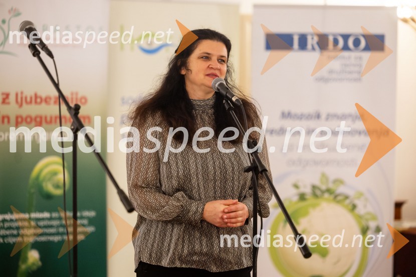 mag. Anita Hrast, direktorica, Inštitut IRDO, Inštitut za razvoj družbene odgovornosti Horus in Adrastos 2023, slavnostna podelitev nagrad