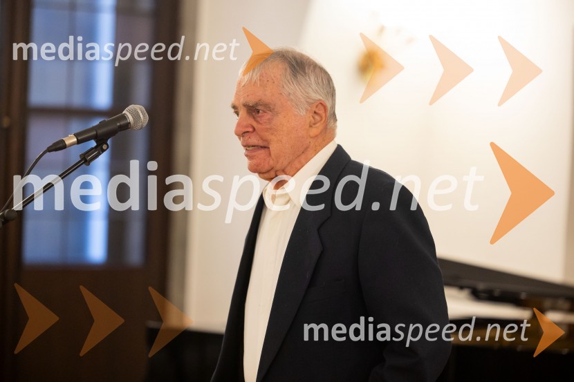 ddr. Matjaž Mulej,  prvi predsednik Strokovnega sveta inštituta IRDO, predsednik Raziskovalnega sveta ZRC IRDO, zaslužni profesor iz Ekonomsko-poslovne fakultete Univerze v MariboruHorus in Adrastos 2023, slavnostna podelitev nagrad