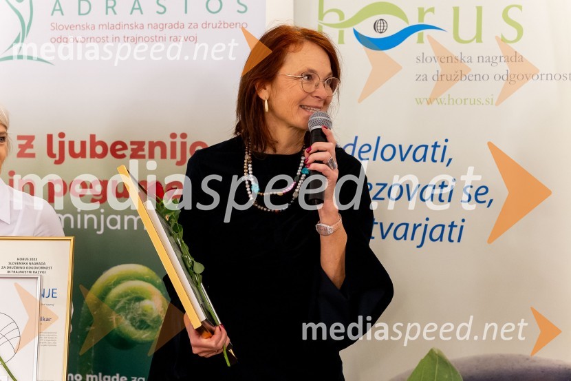 Metka Zabret, služba za odnose z javnostmi Telekom Slovenije d.d.Horus in Adrastos 2023, slavnostna podelitev nagrad