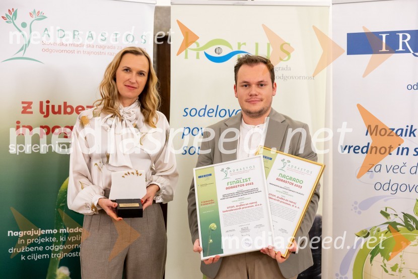  Adriana Yuno, direktorica, Oton d.o.o.;  Gašper NitraljevskiHorus in Adrastos 2023, slavnostna podelitev nagrad