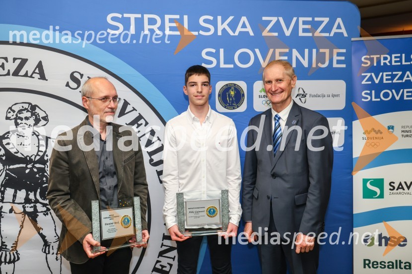  Branimir Bevk, trener, Strelsko društvo Olimpija;  Aleks Gajanović, član, Strelsko društvo Olimpija;  Ljubo Germič, predsednik SZS (Strelska zveza Slovenije)Podeljena priznanja za najboljše strelke in strelce v letu 2023