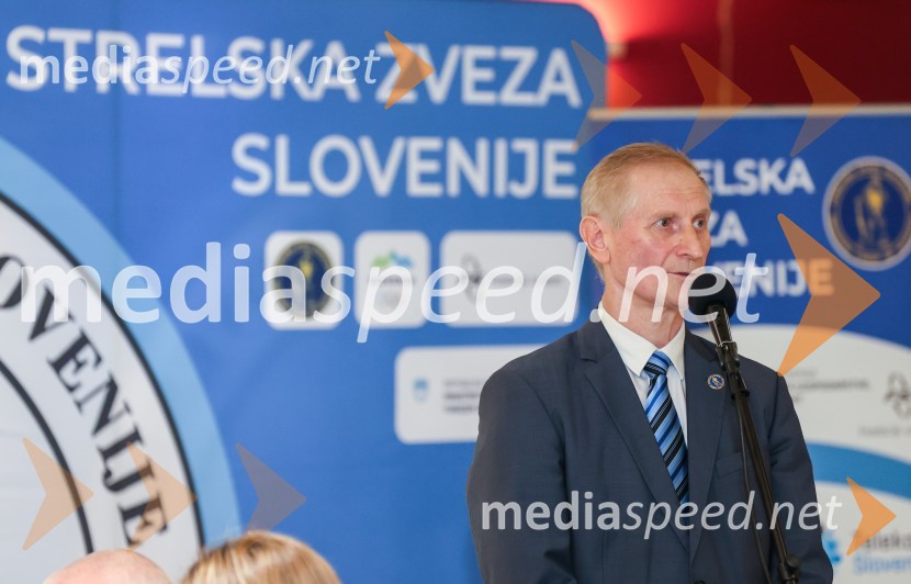  Ljubo Germič, predsednik SZS (Strelska zveza Slovenije)Podeljena priznanja za najboljše strelke in strelce v letu 2023