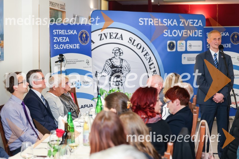  Ljubo Germič, predsednik SZS (Strelska zveza Slovenije)Podeljena priznanja za najboljše strelke in strelce v letu 2023