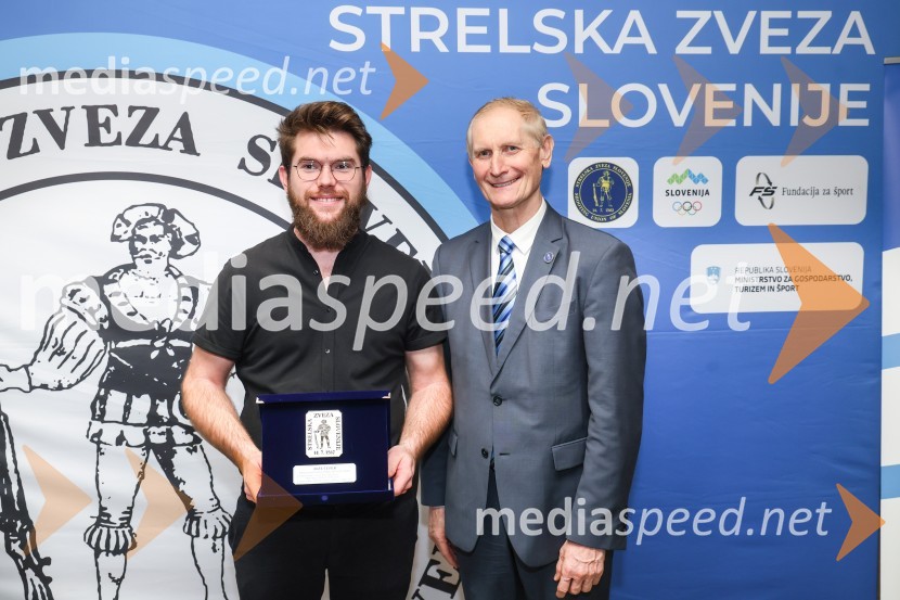  Jože Čeper, strelstvo, zračna pištola 10m;  Ljubo Germič, predsednik SZS (Strelska zveza Slovenije)Podeljena priznanja za najboljše strelke in strelce v letu 2023