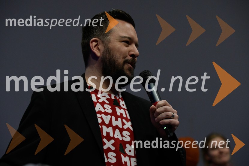  Denis Bende Živčec, novinar, VečerKaj pa Ester?, premiera slovenske romantične komedije v Mariboxu