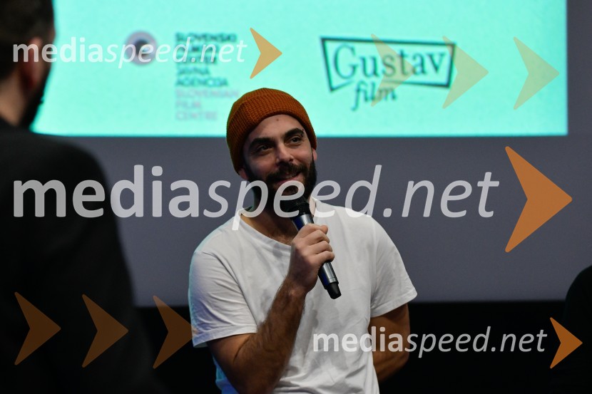  Tosja Flaker Berce, filmski režiser, igralecKaj pa Ester?, premiera slovenske romantične komedije v Mariboxu