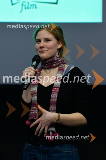  Katja Predan, igralkaKaj pa Ester?, premiera slovenske romantične komedije v Mariboxu