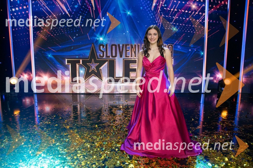  Špela Šemrl, harmonikaricaZmagovalec letošnjih Talentov je Domen Kljun