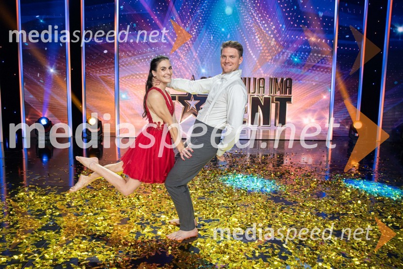  Alja Gomilar Zickero, Acro Connection;  Matjaž Pezdirc, Acro ConnectionZmagovalec letošnjih Talentov je Domen Kljun