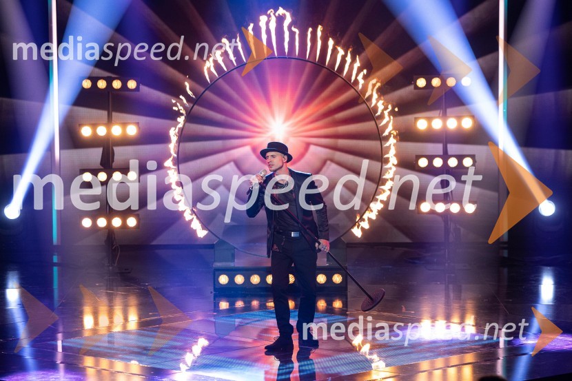  Jure Kotnik, pevecZmagovalec letošnjih Talentov je Domen Kljun