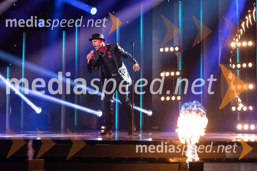  Jure Kotnik, pevecZmagovalec letošnjih Talentov je Domen Kljun