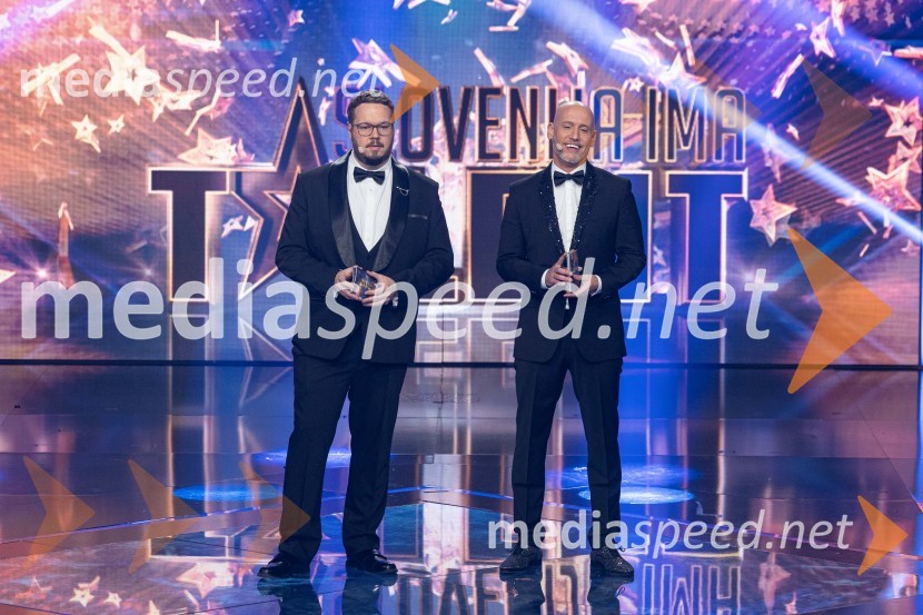  Sašo Stare, stand up komik, voditelj;  Peter Poles, televizijski voditeljZmagovalec letošnjih Talentov je Domen Kljun