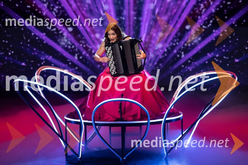  Špela Šemrl, harmonikaricaZmagovalec letošnjih Talentov je Domen Kljun