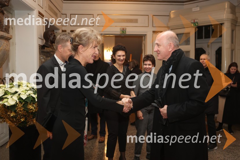  Vesna Jurca Tadel, ravnateljice SNG Drama Ljubljana;  Damjan Mihevc, odvetnikKar hočete, premiera Shakespearove drame v SNG Drama Ljubljana