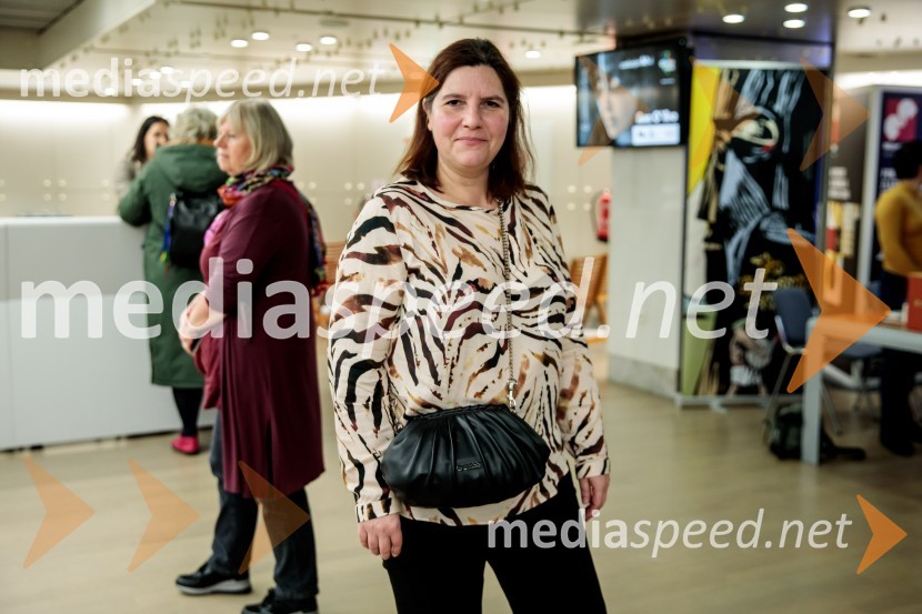  Teja Pelko, novinarka, Svet24Pod svobodnim soncem, premiera koprodukcijske uprizoritve v Cankarjevem domu