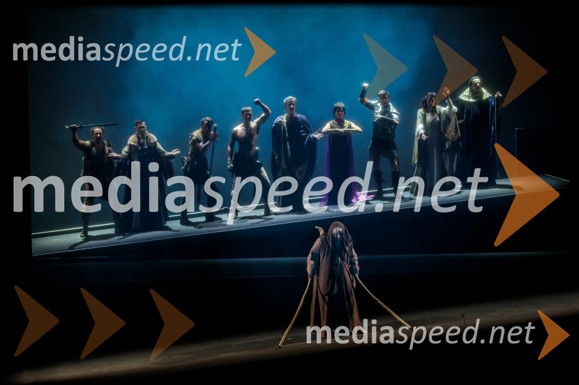 Pod svobodnim soncem, premiera koprodukcijske uprizoritve v Cankarjevem domu