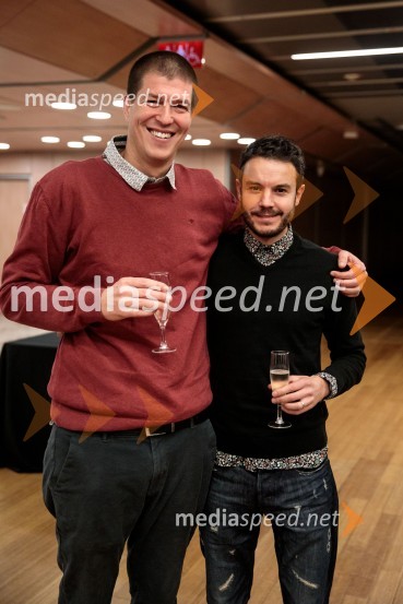  Goran Vojnović, pisatelj, kolumnist, režiser;  Francesco Borchi, igralecPod svobodnim soncem, premiera koprodukcijske uprizoritve v Cankarjevem domu