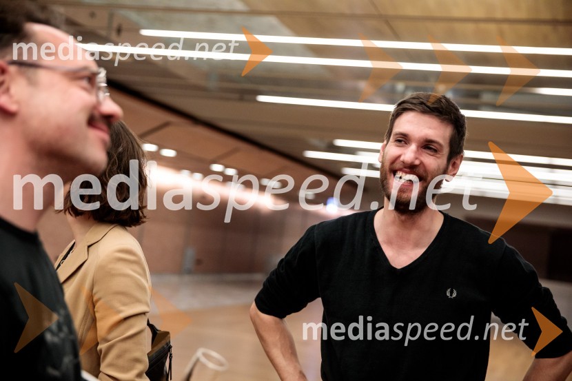  Robert Korošec, igralecPod svobodnim soncem, premiera koprodukcijske uprizoritve v Cankarjevem domu