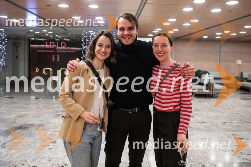  Gaja Filač, igralka;  Blaž Dolenc, igralec;  Sara Gorše, igralkaPod svobodnim soncem, premiera koprodukcijske uprizoritve v Cankarjevem domu