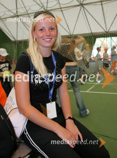  Tadeja MajeričKako je izgledala nova punca Jana Plestenjaka pred dobrim desetletjem