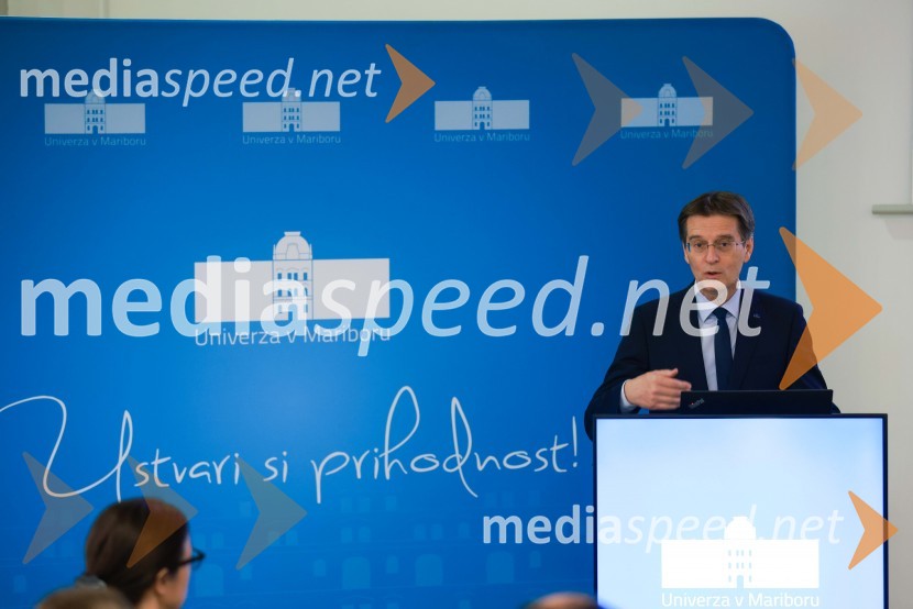 prof. dr. Zdravko Kačič, rektor Univerze v MariboruPodpis sporazuma o sodelovanju med Univerzo v Mariboru in Tehniško univerzo v Gradcu