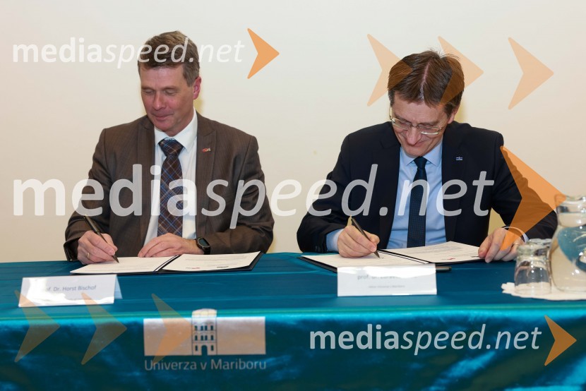 prof. dr. Horst Bischof, rektor TU Graz; prof. dr. Zdravko Kačič, rektor Univerze v MariboruPodpis sporazuma o sodelovanju med Univerzo v Mariboru in Tehniško univerzo v Gradcu