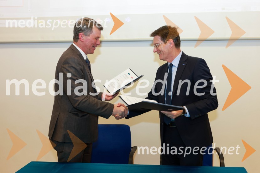 prof. dr. Horst Bischof, rektor TU Graz; prof. dr. Zdravko Kačič, rektor Univerze v MariboruPodpis sporazuma o sodelovanju med Univerzo v Mariboru in Tehniško univerzo v Gradcu