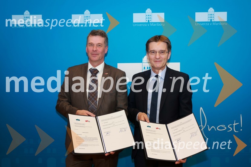 prof. dr. Horst Bischof, rektor TU Graz; prof. dr. Zdravko Kačič, rektor Univerze v MariboruPodpis sporazuma o sodelovanju med Univerzo v Mariboru in Tehniško univerzo v Gradcu