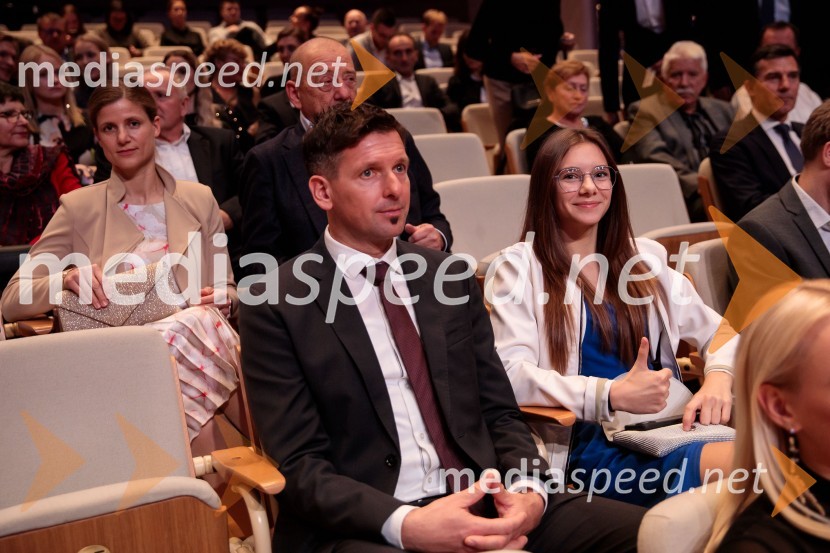  Zoran  Zupančič, trener ženske skakalne reprezentance;  ... Športnik leta 2023