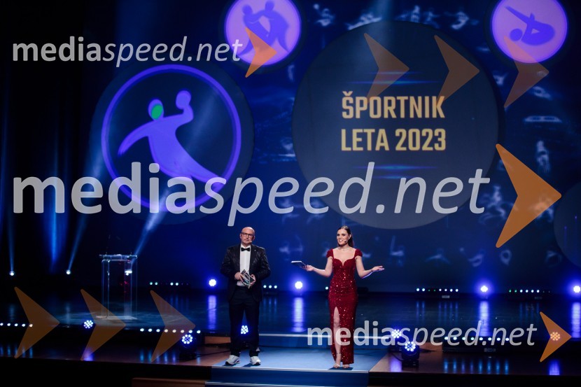  Anže Bašelj, voditelj;  Flora Ema Lotrič, pevkaŠportnik leta 2023