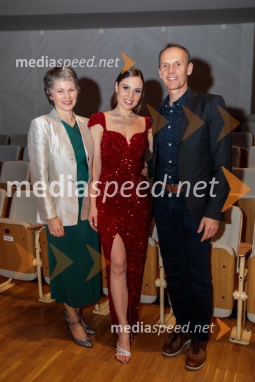  ... ;  Flora Ema Lotrič, pevka;  ... Športnik leta 2023