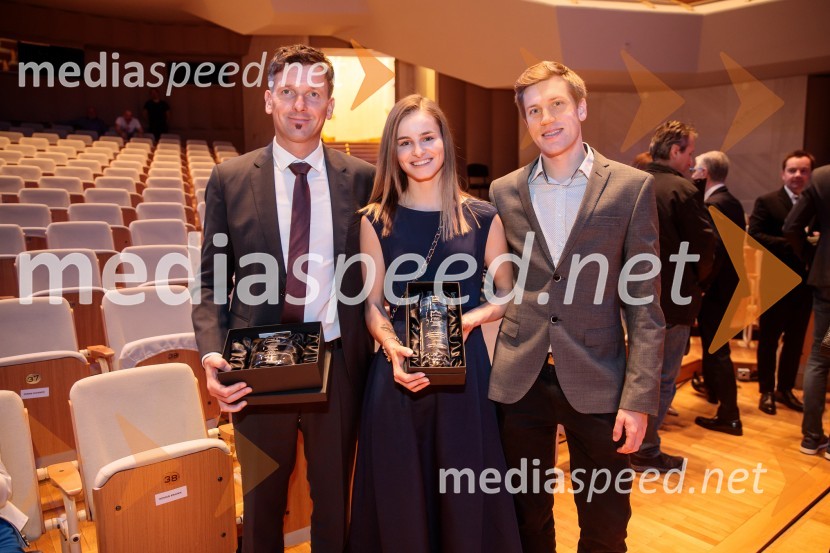  Zoran  Zupančič, trener ženske skakalne reprezentance;  Nika Križnar, smučarska skakalka;  Aljaž Vodan, nekdanji smučarski skakalecŠportnik leta 2023