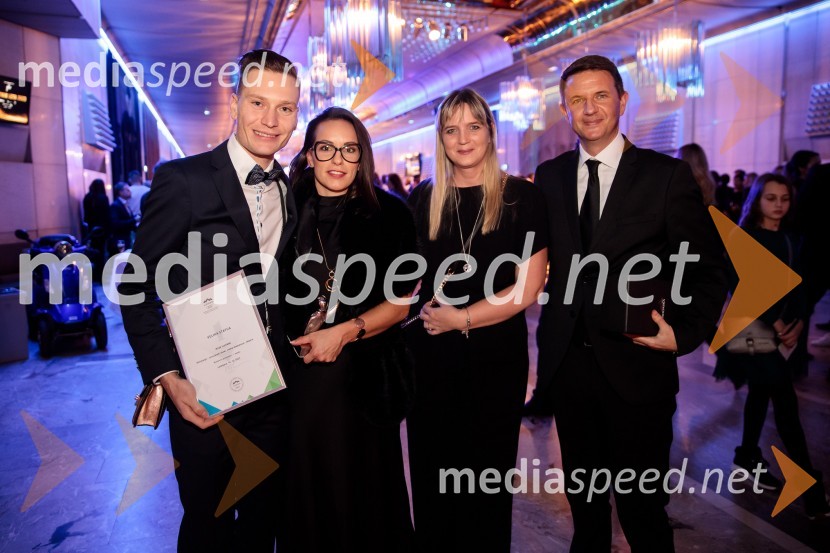  Anže Lanišek, smučarski skakalec;  Nastja Lanišek;  Urša Trbovc;  Tomi Trbovc, PR, Smučarska zveza SlovenijeŠportnik leta 2023