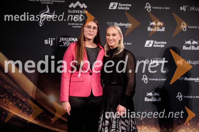  ... ;  Janja Garnbret, športna plezalkaŠportnik leta 2023