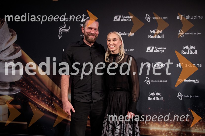  Andrej Tarfila, fotograf;  Janja Garnbret, športna plezalkaŠportnik leta 2023