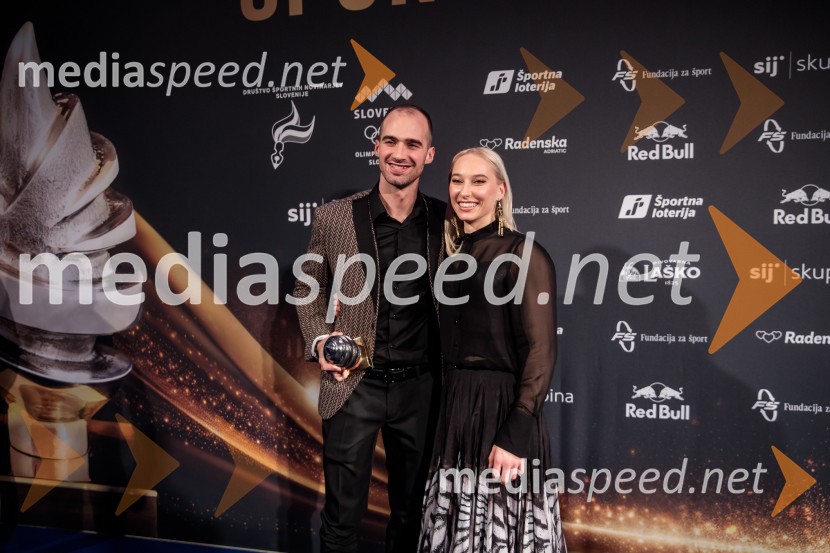  ... ;  Janja Garnbret, športna plezalkaŠportnik leta 2023