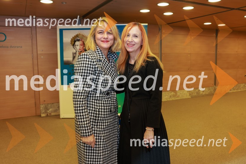  Manca Majeršič Sevšek, dramaturginja;  Zvezdana Lazar, Cankarjev domKaj se je zgodilo z Bette Davis in Joan Crawford?, premiera v Cankarjevem domu
