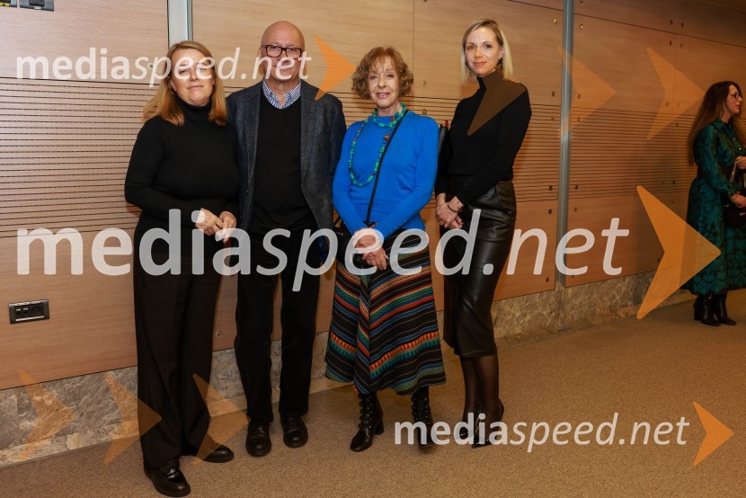  Petra Škofic, vodja kabineta predsednika Vlade Republike Slovenije;  Janez Pipan, režiser;  Milena  Zupančič, igralka;  Maša JovanovićKaj se je zgodilo z Bette Davis in Joan Crawford?, premiera v Cankarjevem domu