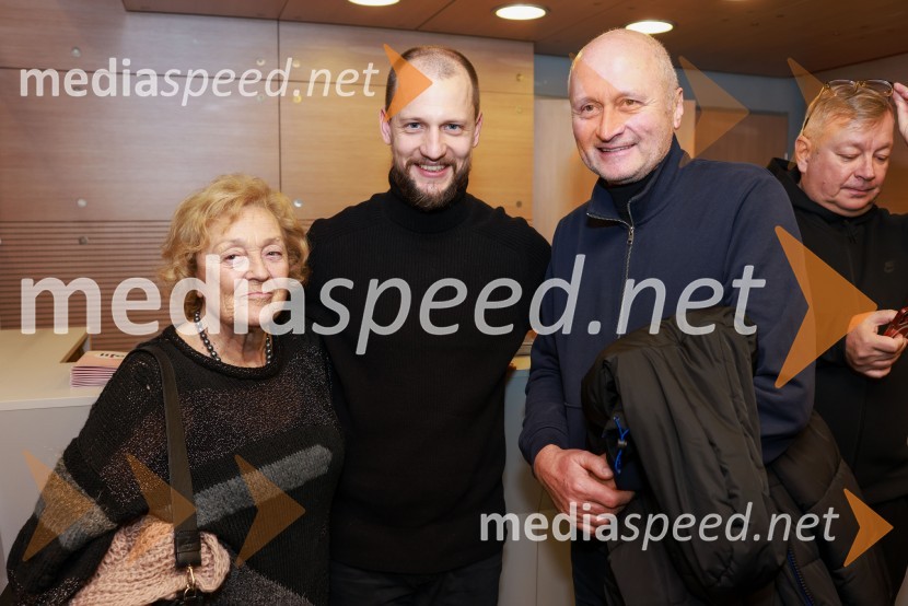  ... ;  Jernej Gašperin, igralec;  Blaž Lukan, kritikKaj se je zgodilo z Bette Davis in Joan Crawford?, premiera v Cankarjevem domu