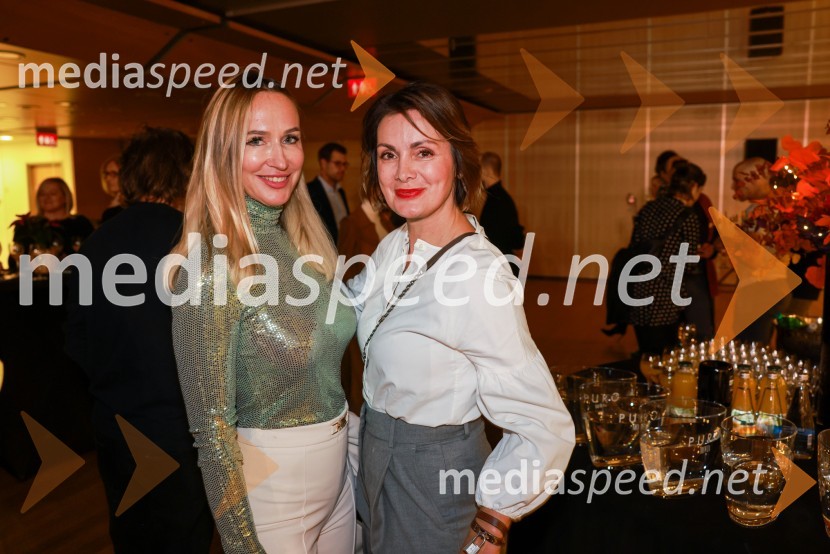  ... ;  Sandra Ristić, Teater TivoliKaj se je zgodilo z Bette Davis in Joan Crawford?, premiera v Cankarjevem domu