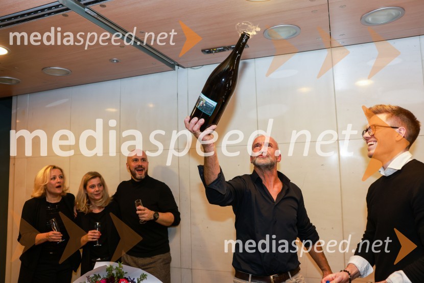  Aleš Kristančič, vinar, Movia WinesKaj se je zgodilo z Bette Davis in Joan Crawford?, premiera v Cankarjevem domu