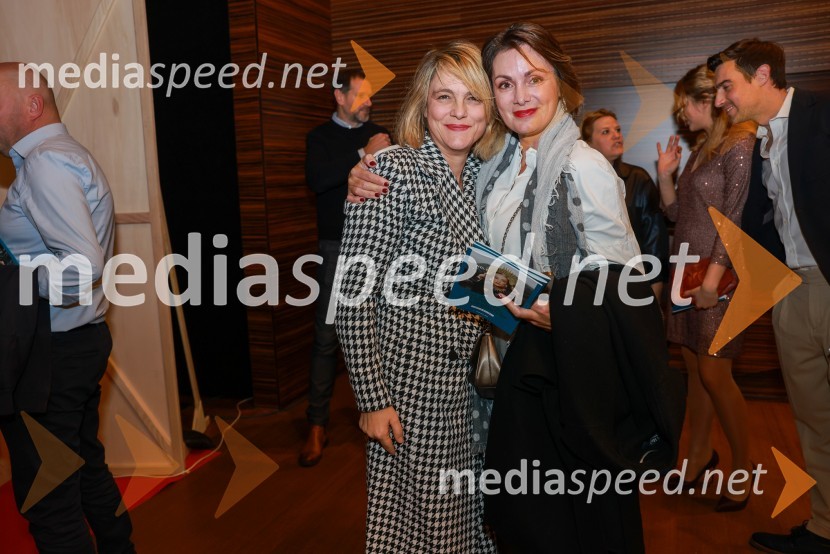  Manca Majeršič Sevšek, dramaturginja;  Sandra Ristić, Teater TivoliKaj se je zgodilo z Bette Davis in Joan Crawford?, premiera v Cankarjevem domu