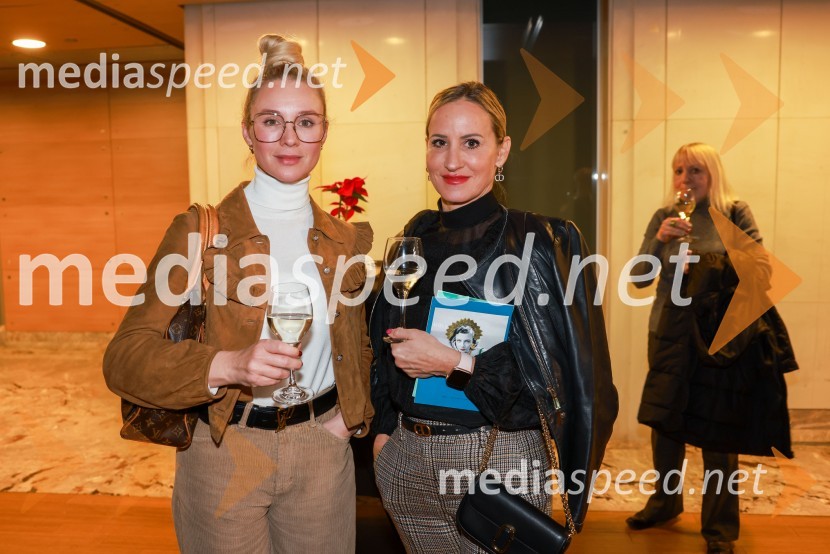  Iva Krajnc Bagola, igralka;  Iva Strnad, ExitKaj se je zgodilo z Bette Davis in Joan Crawford?, premiera v Cankarjevem domu