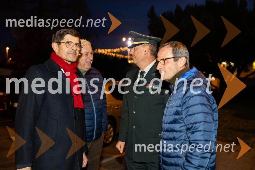  Matjaž Rakovec, župan Mestne občine Kranj;  ... ;  ... ;  ... Poklon ob dnevu samostojnosti in enotnosti v Mestni občini Kranj